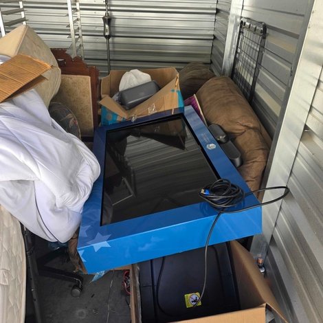 10 x 15 storage unit in Unknown, NC