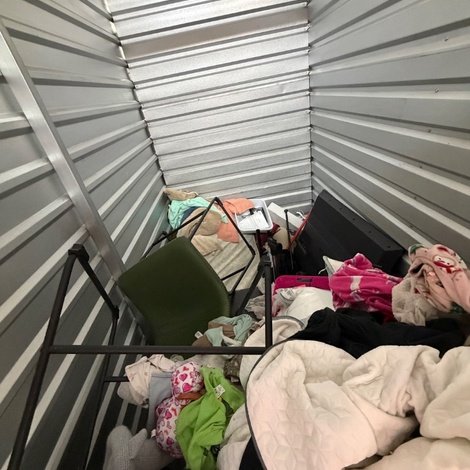 5 x 10 storage unit in Milwaukee, WI