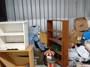 5 x 15 unit in Goldsboro