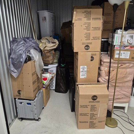 10 x 10 storage unit in Boston, MA