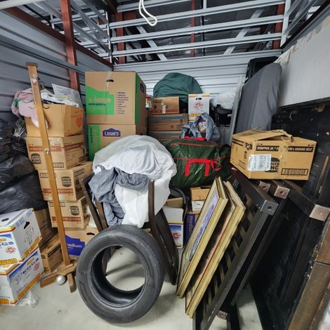 10 x 10 storage unit in Springfield, MA