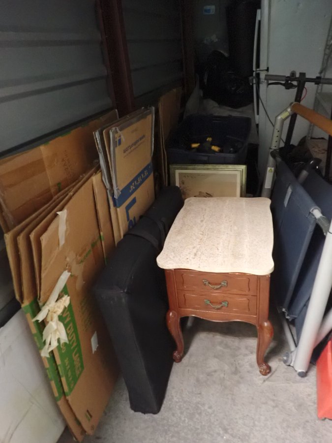 5x15 storage unit in Gold River, CA
