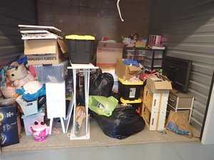 10x10 storage unit in Sacramento, CA
