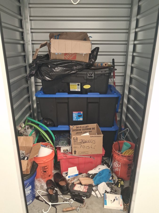 5 x 5 storage unit in Sacramento, CA