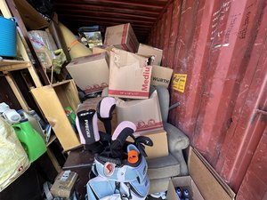 8 x 40 unit in Reno