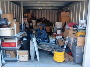 10 x 20 unit in Sparks