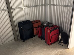 5 x 10 storage unit in Pittsburgh, PA