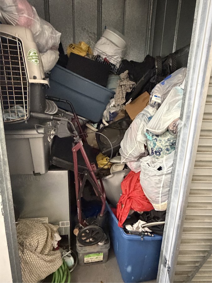 5 x 10 storage unit in Sanford, FL