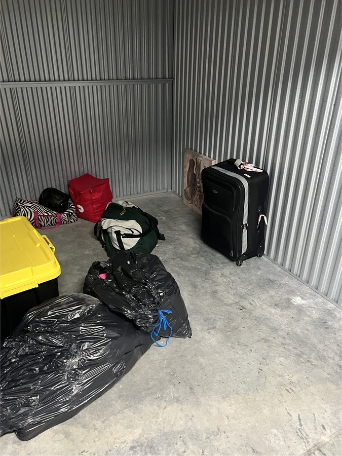 5 x 10 storage unit in Atlanta, GA