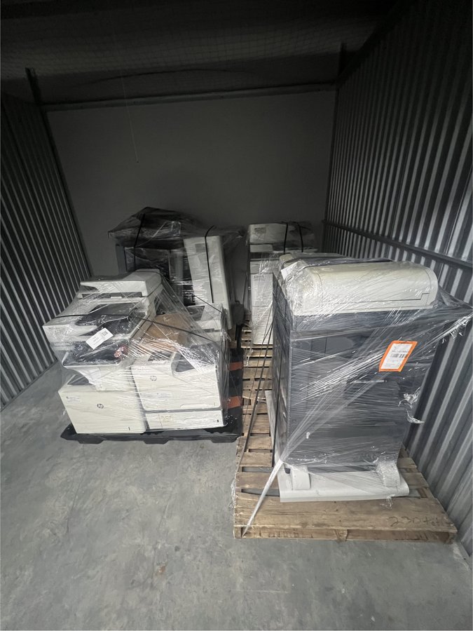 10 x 30 storage unit in Atlanta, GA