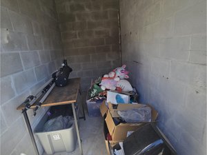 5 x 10 storage unit in Jacksonville, FL