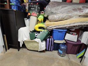 10 x 15 storage unit in Bloomfield, NJ