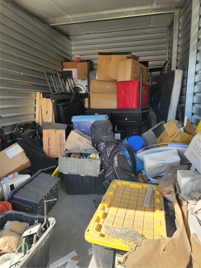 10 x 20 storage unit in West Valley City, UT