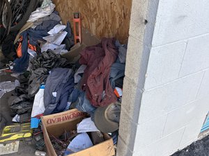 5 x 10 storage unit in Rialto, CA