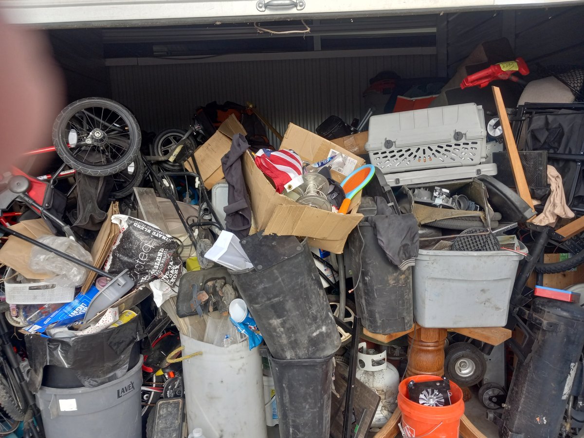 12 x 12 storage unit in Aurora, CO