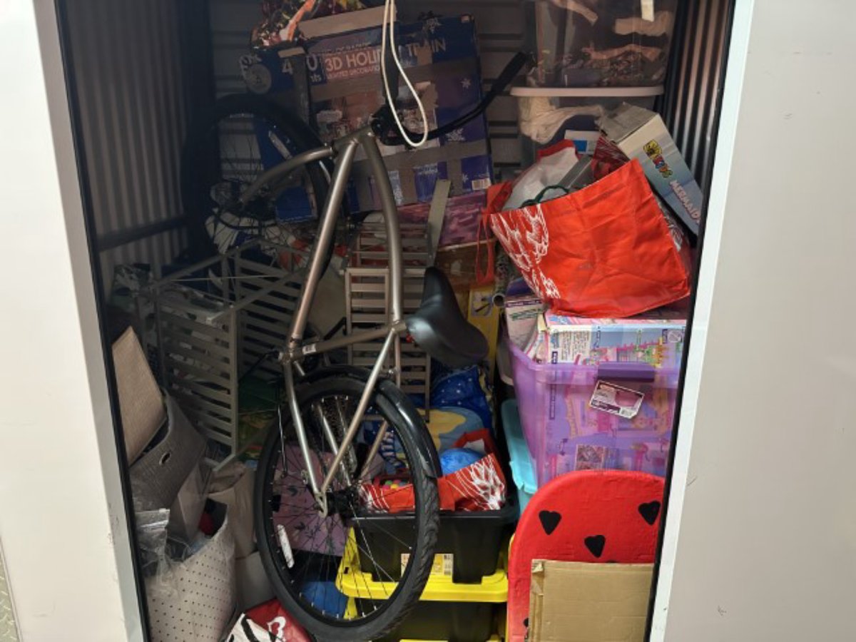 5 x 5 storage unit in Brooklyn, NY
