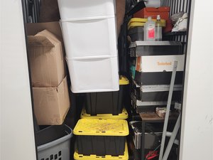 5 x 10 storage unit in Hackensack, NJ