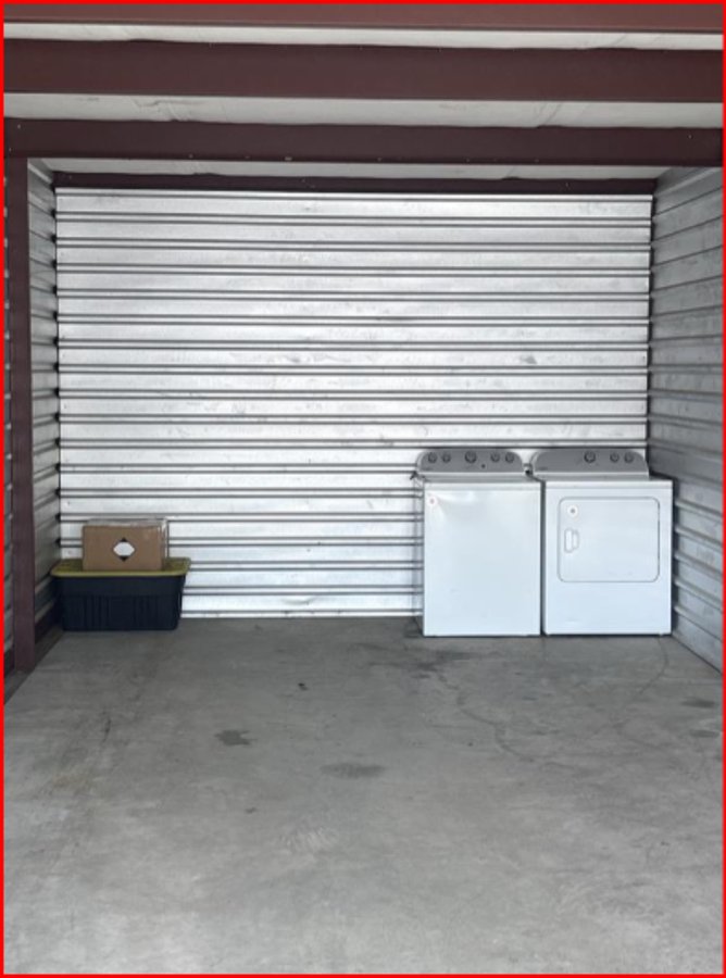10 x 35 storage unit in Little Rock, AR