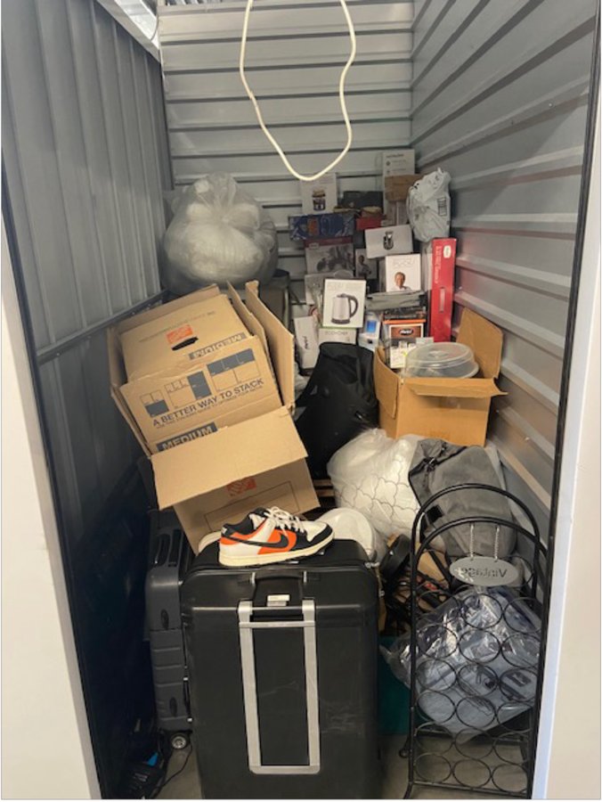 5 x 10 storage unit in Tempe, AZ