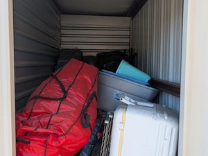 5 x 10 storage unit in Trenton, NJ