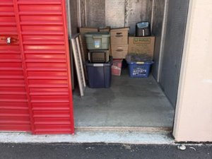 5 x 10 storage unit in Tucson, AZ