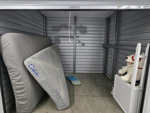 10 x 7 storage unit in Keaau, HI
