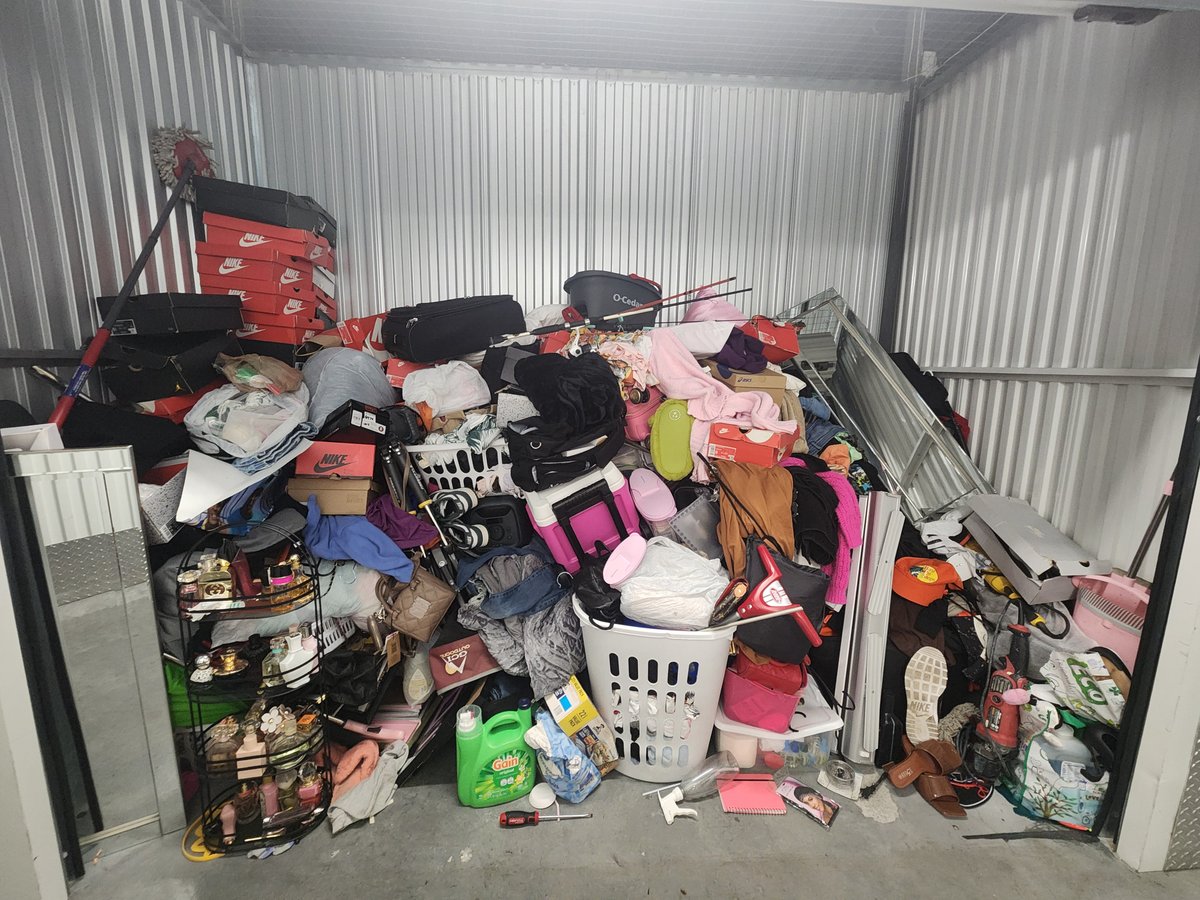 10 x 5 storage unit in Poinciana, FL