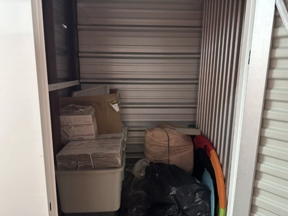 5 x 5 storage unit in Brooklyn, NY