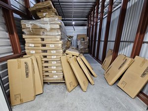 10 x 20 storage unit in Davenport, FL
