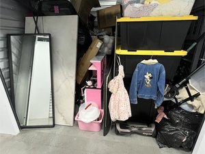 10 x 10 storage unit in Vallejo, CA