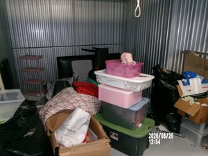 10 x 10 storage unit in Brooklyn, NY