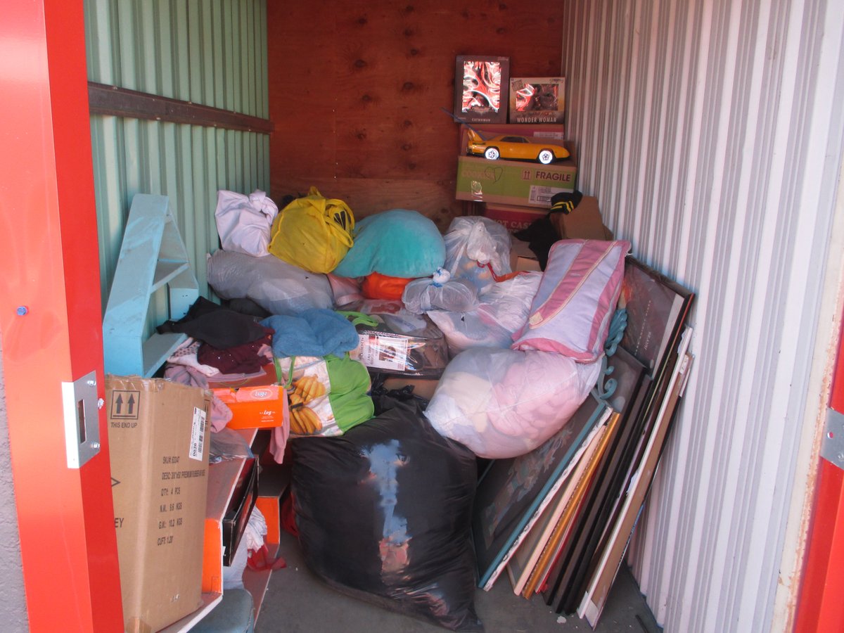 5 x 10 storage unit in Tucson, AZ