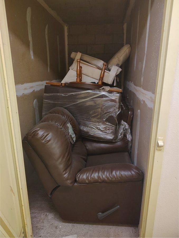 5 x 10 storage unit in Tucson, AZ