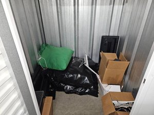 5 x 5 storage unit in Chicago, IL