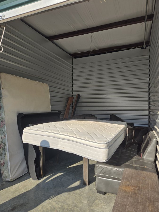 10 x 15 storage unit in Old Hickory, TN