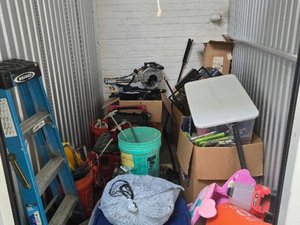 5 x 8 storage unit in River Grove, IL