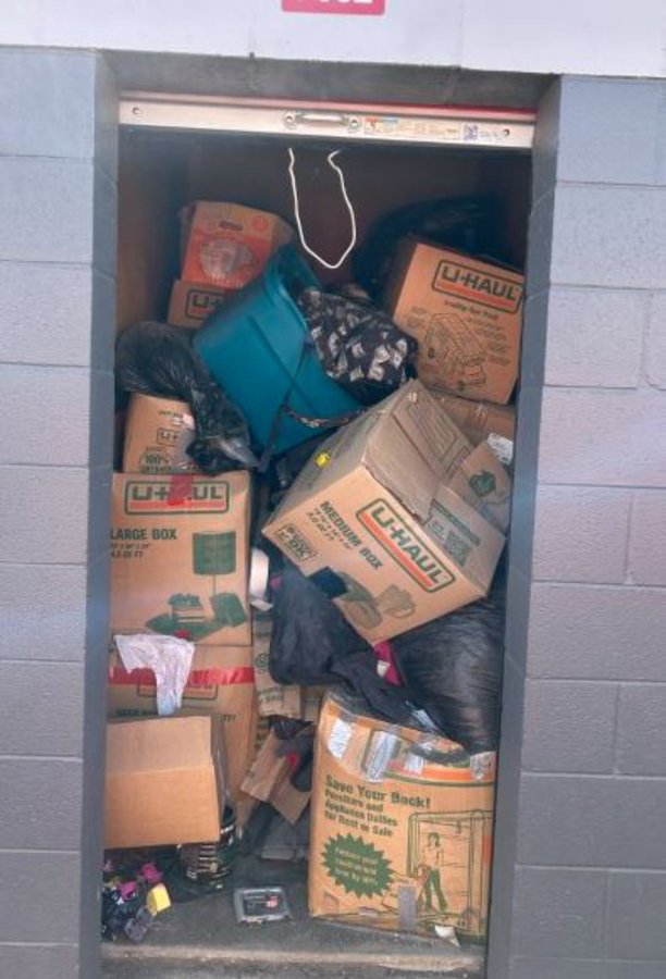 5 x 8 storage unit in Aurora, CO