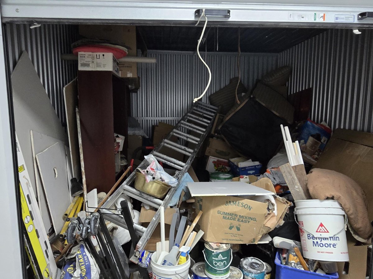 10 x 10 storage unit in Hackensack, NJ