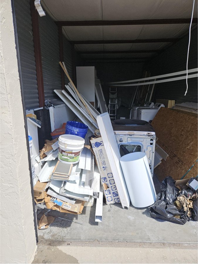 10 x 30 storage unit in Englewood, FL