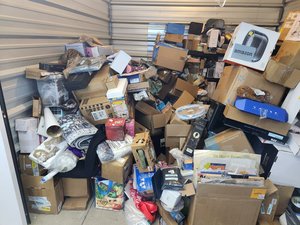 10 x 10 storage unit in Buffalo, NY