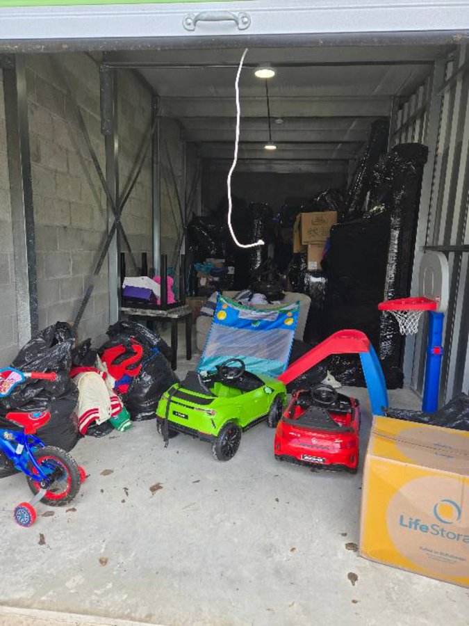 10 x 30 storage unit in Naperville, IL