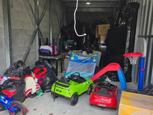 10 x 30 storage unit in Naperville, IL