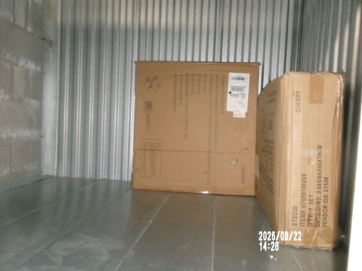 5 x 5 storage unit in Brooklyn, NY