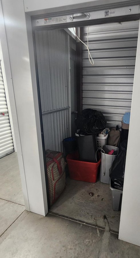 5 x 5 storage unit in Lakeland, FL