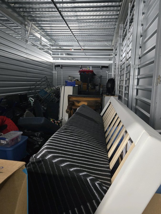 10 x 30 storage unit in Hardeeville, SC