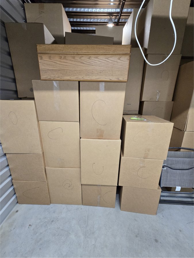 10 x 30 storage unit in Verona, WI