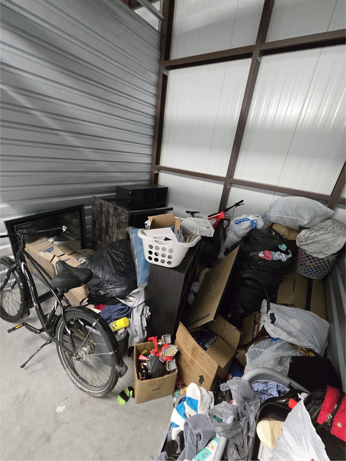 10 x 10 storage unit in Verona, WI