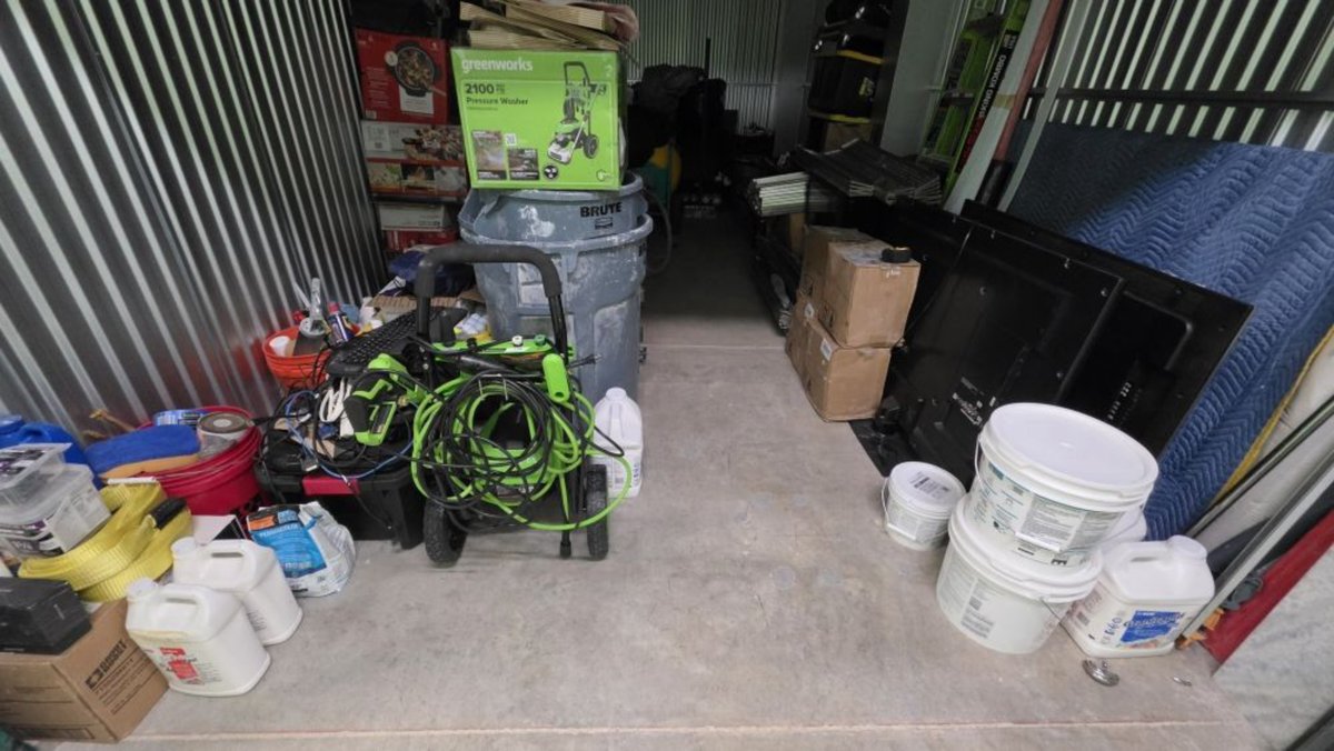 10 x 21 storage unit in Davie, FL