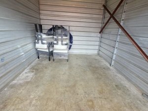 10 x 15 storage unit in Davie, FL
