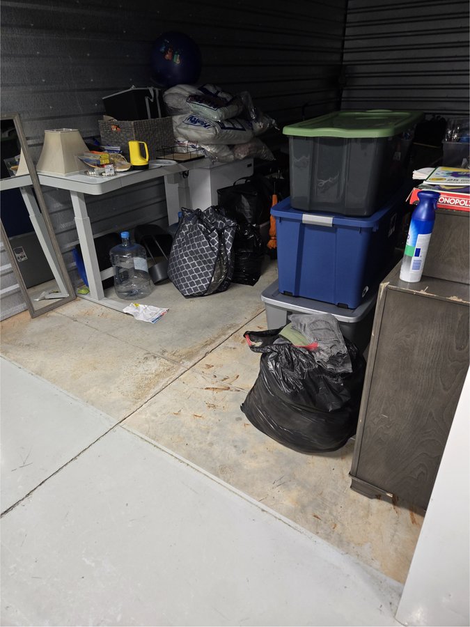 10 x 20 storage unit in Kennesaw, GA